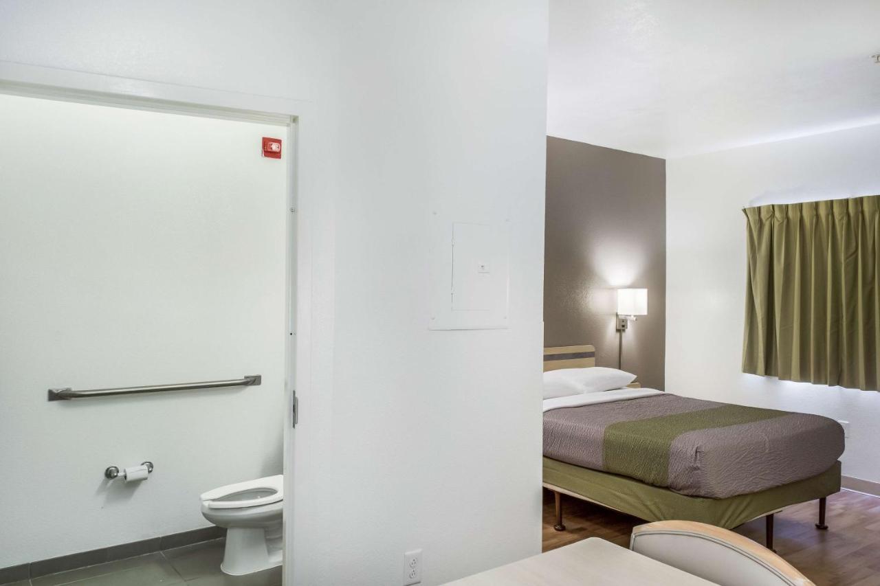 Motel 6 Fishers, In - Indianapolis Экстерьер фото